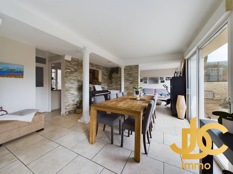 Maison - 112 m² - 5 pièces