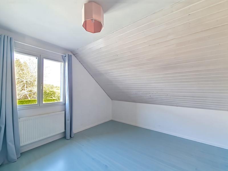 Maison - 140 m² - 8 pièces