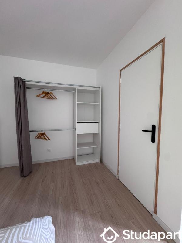 Chambre - 17 m² - 1 pièce