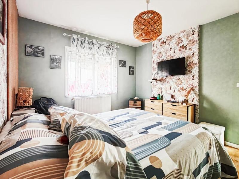 Maison - 137 m² - 5 pièces