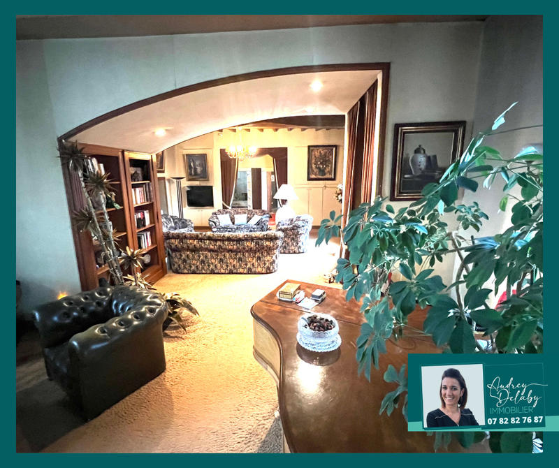 Maison - 204 m² - 6 pièces