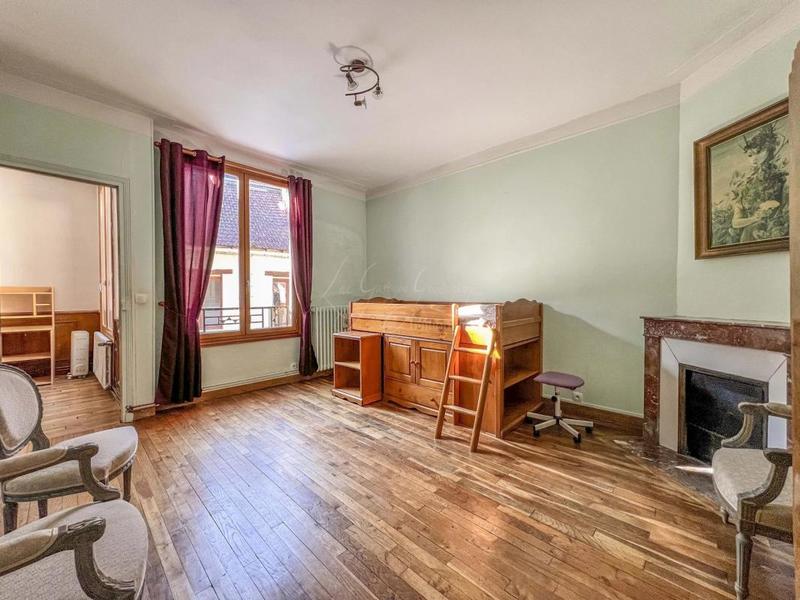 Maison de village - 294 m² - 15 pièces