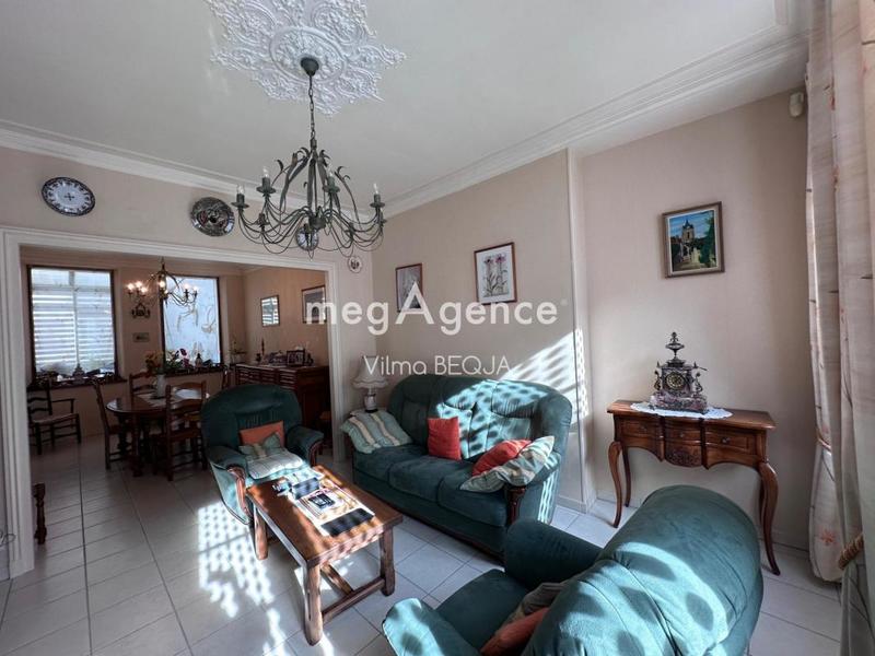 Maison - 132 m² - 8 pièces