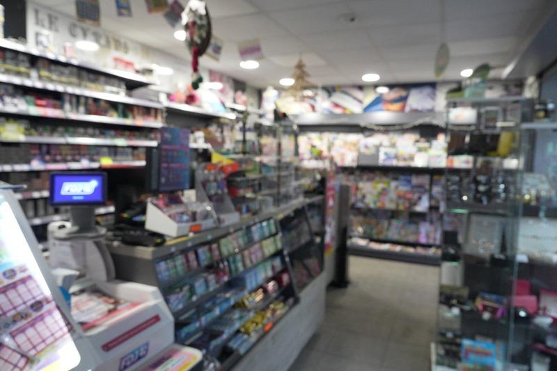 Local commercial - 65 m² - 3 pièces