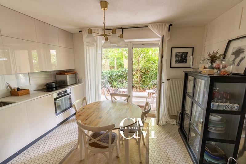 Appartement - 101 m² - 5 pièces