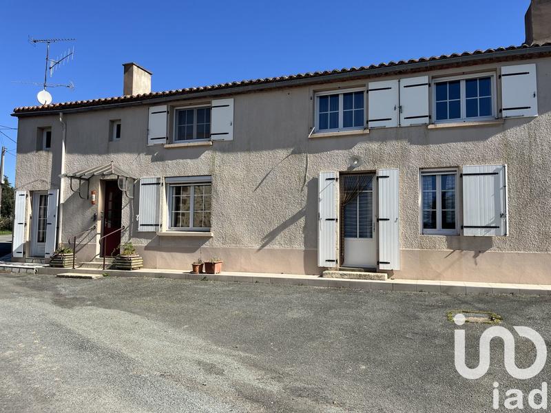 Maison - 233 m² - 6 pièces