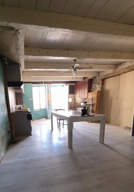 Maison en pierre - 90 m² - 6 pièces