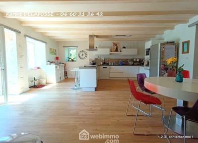 Maison de village - 219 m² - 7 pièces