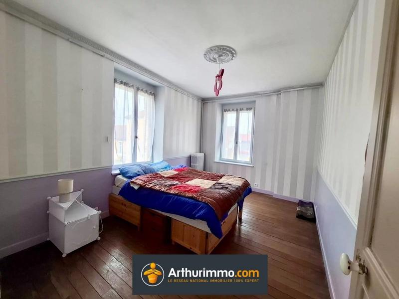 Maison - 232 m² - 8 pièces