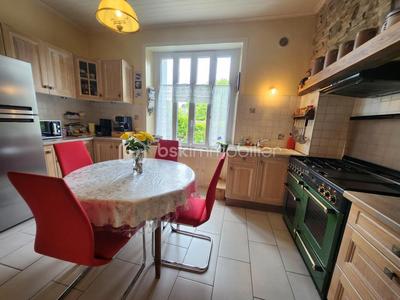 Maison de ville - 121 m² - 5 pièces