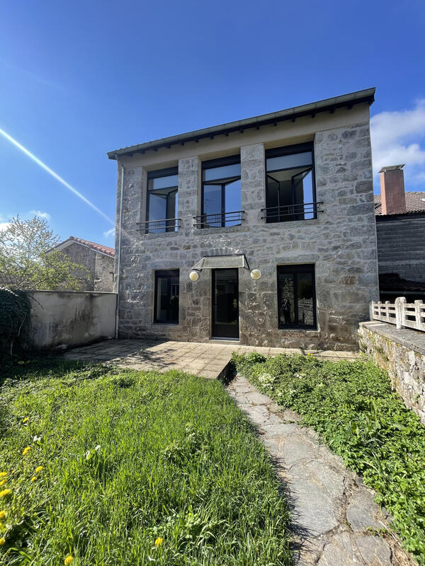 Maison - 60 m² - 3 pièces