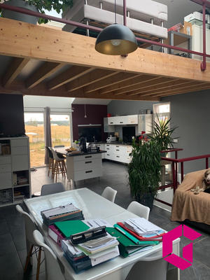 Villa - 205 m² - 4 pièces