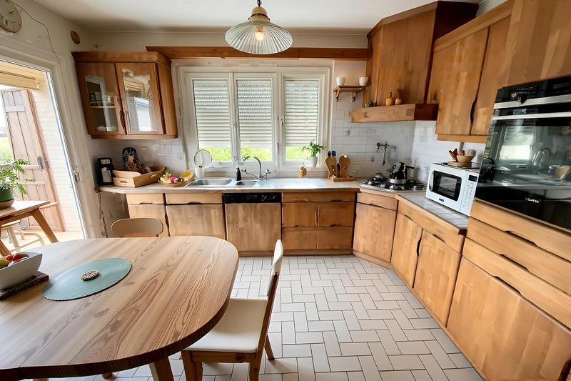 Pavillon - 112 m² - 7 pièces