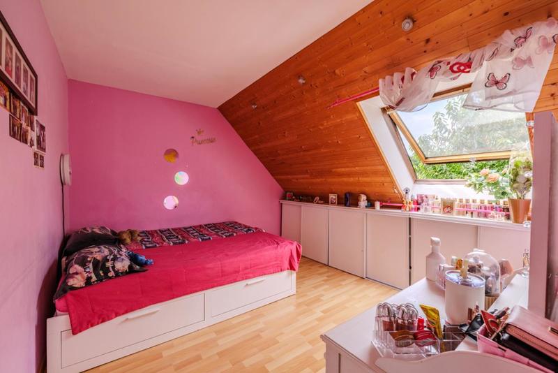 Maison - 143 m² - 7 pièces