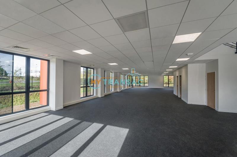 Local d'activités - 4 151 m²