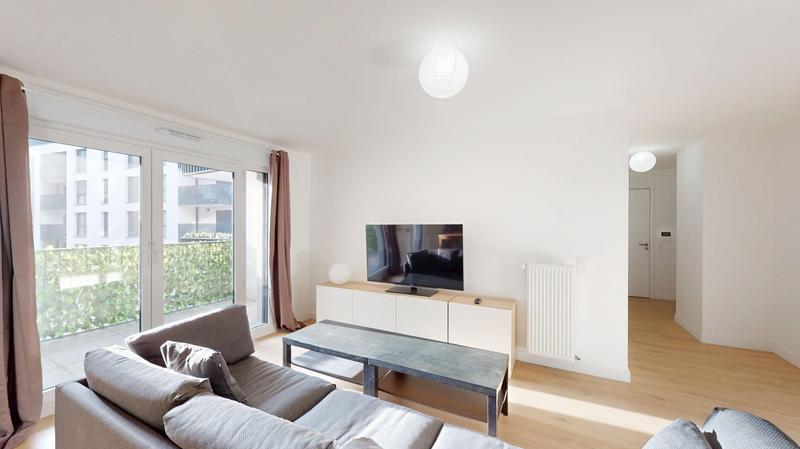 Appartement - 99 m² - 4 pièces