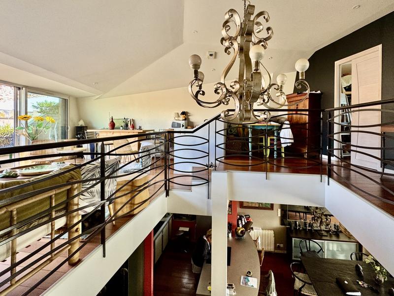 Appartement - 171 m² - 5 pièces