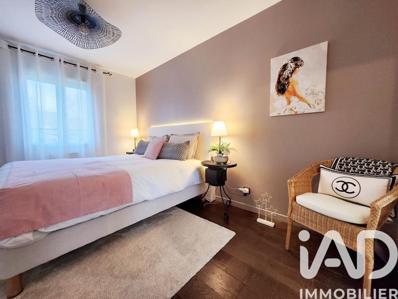 Maison - 156 m² - 8 pièces