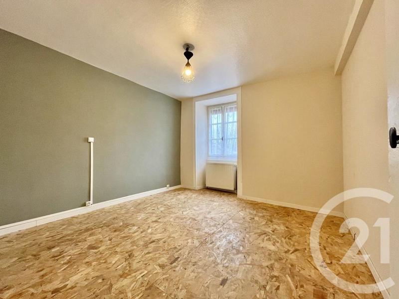 Maison en pierre - 101 m² - 5 pièces