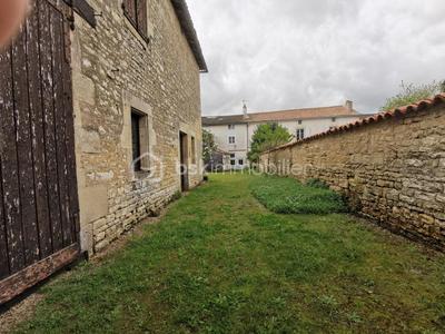 Maison de village - 110 m² - 5 pièces