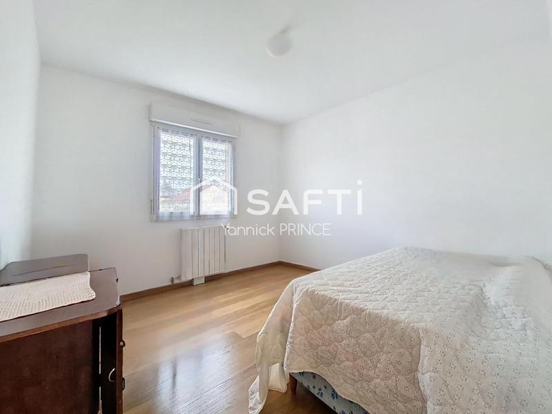 Maison - 93 m² - 4 pièces