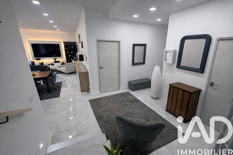 Maison - 140 m² - 5 pièces