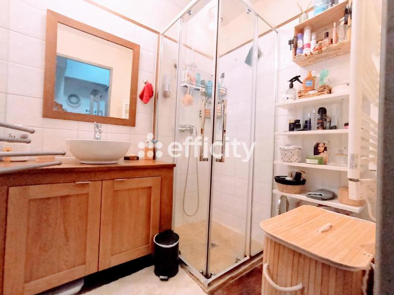 Maison - 100 m² - 6 pièces