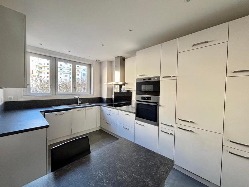 Appartement - 134 m² - 4 pièces