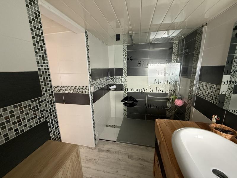 Maison - 94 m² - 3 pièces