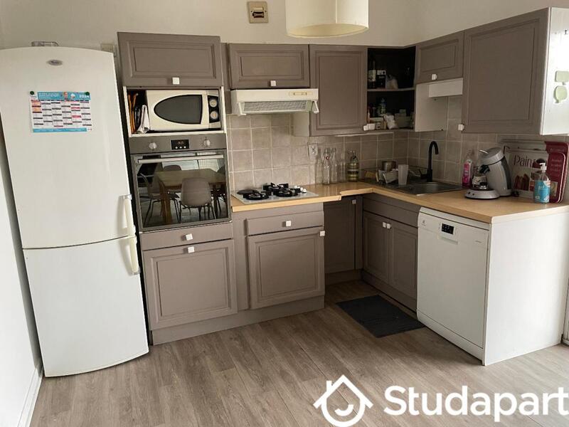 Appartement - 90 m² - 4 pièces