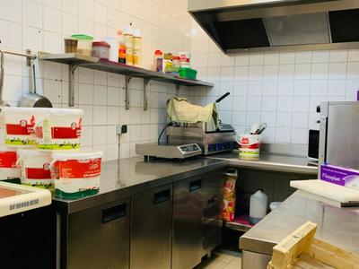 Fonds de commerce - Magasins - 90 m²