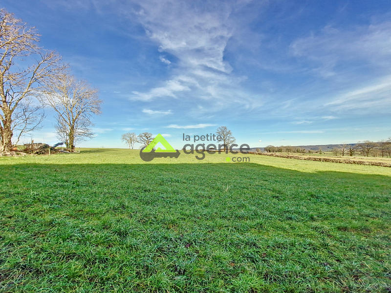 Maison - 200 m² - 2 pièces