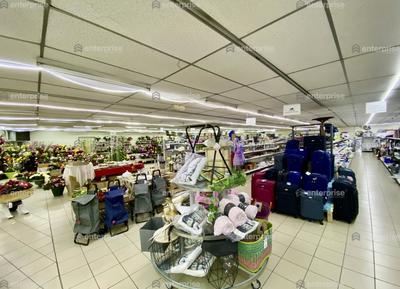 Local commercial - 1 000 m²