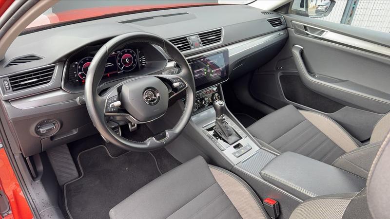 Skoda Superb Combi 2.0 Tdi 200 4x4 Dsg7 Scout