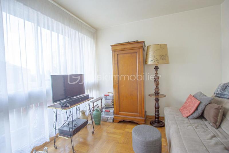 Appartement - 99 m² - 4 pièces