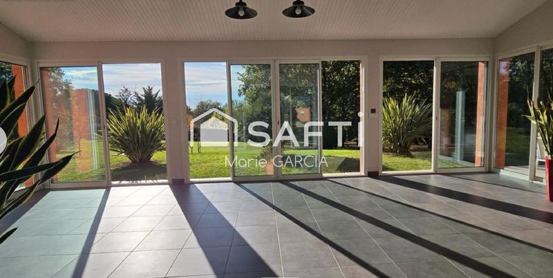 Maison - 245 m² - 7 pièces