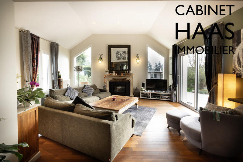 Maison contemporaine - 213 m² - 12 pièces