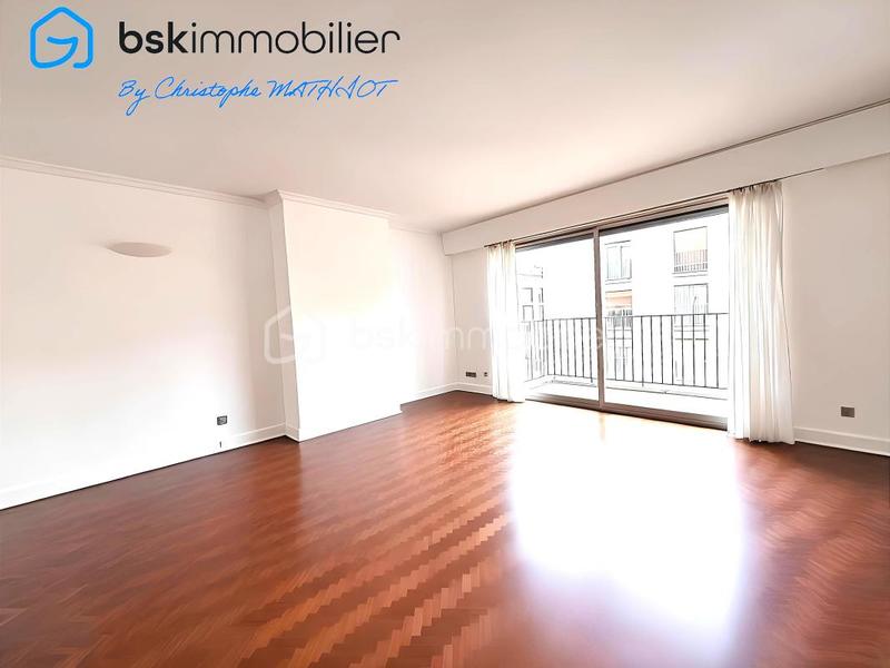 Appartement - 101 m² - 4 pièces
