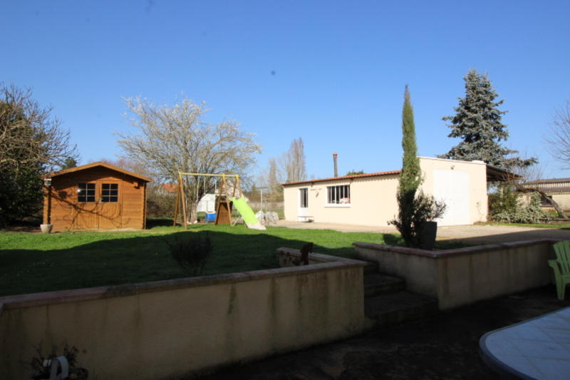 Maison - 176 m² - 8 pièces
