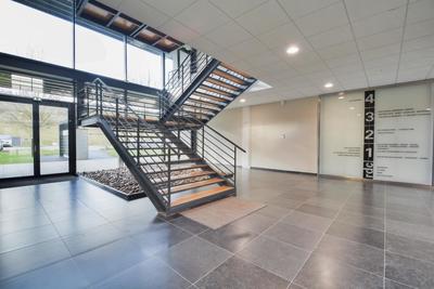 Bureau - 90 m² - 3 pièces