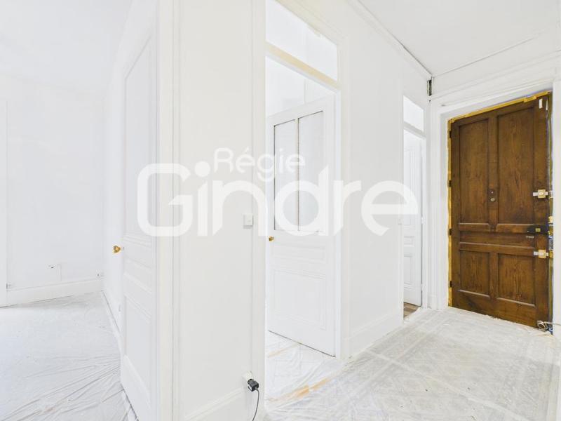 Appartement - 75 m² - 3 pièces