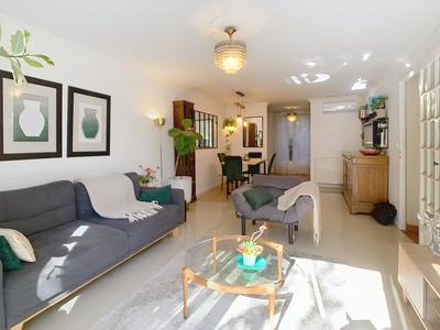 Villa - 261 m² - 8 pièces