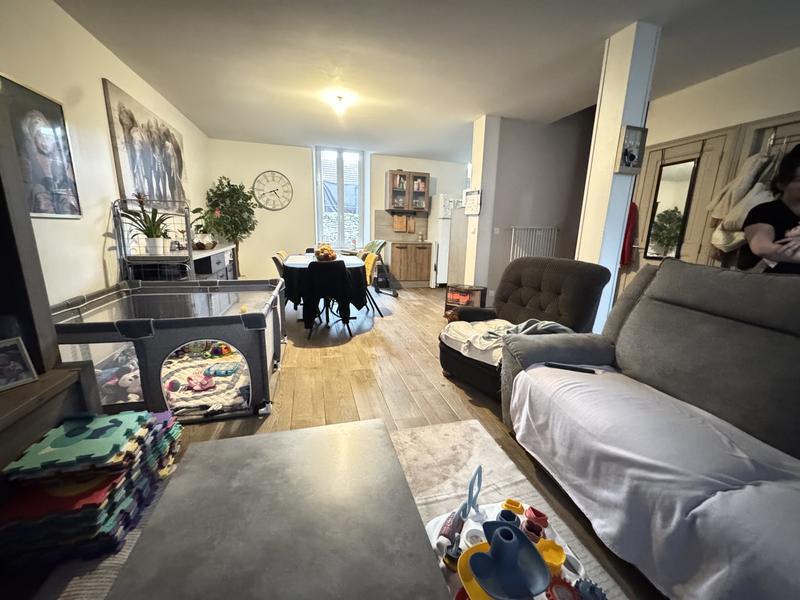 Maison - 98 m² - 4 pièces