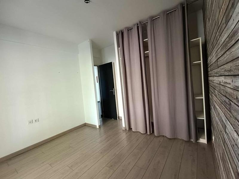 Appartement - 95 m² - 4 pièces