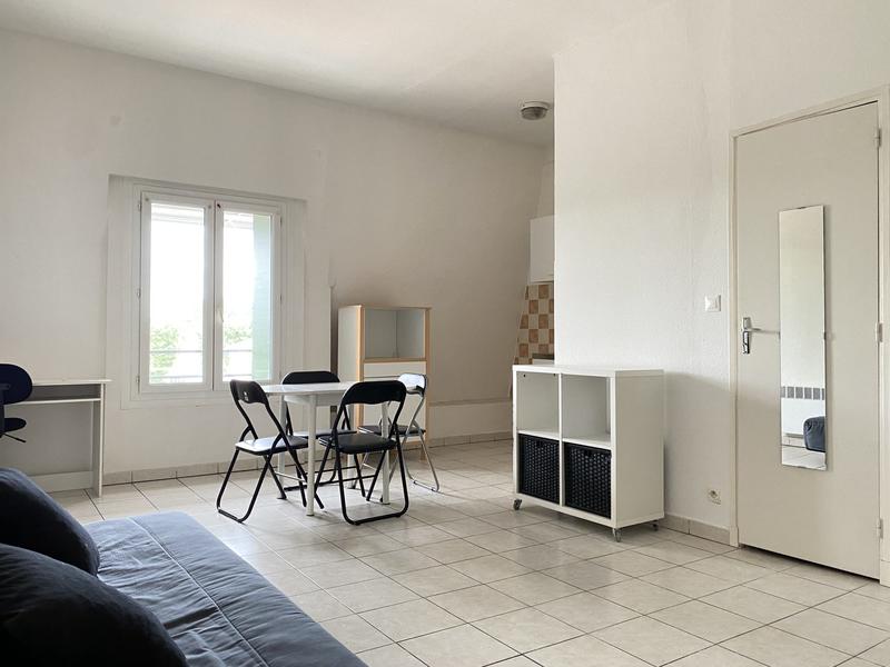 Immeuble - 654 m²