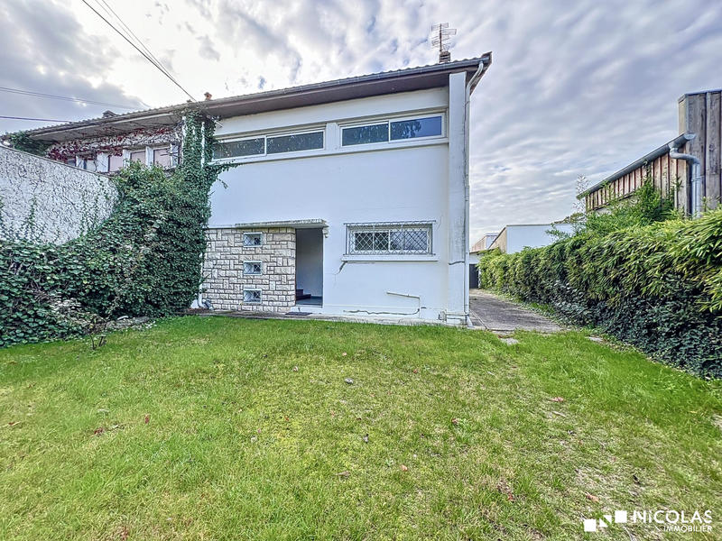 Maison - 102 m² - 3 pièces