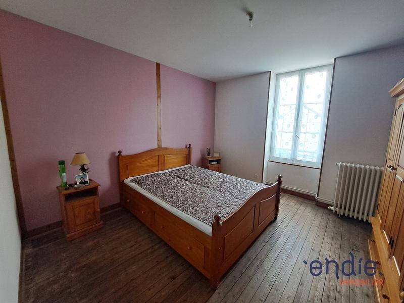 Maison - 177 m² - 7 pièces