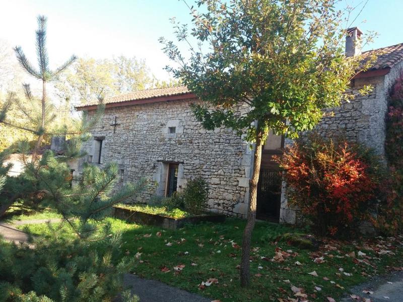 Propriété - 310 m² - 8 pièces