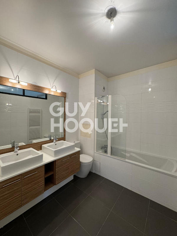 Appartement - 107 m² - 4 pièces