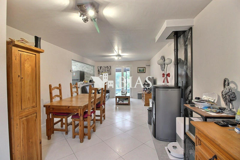 Maison - 122 m² - 5 pièces